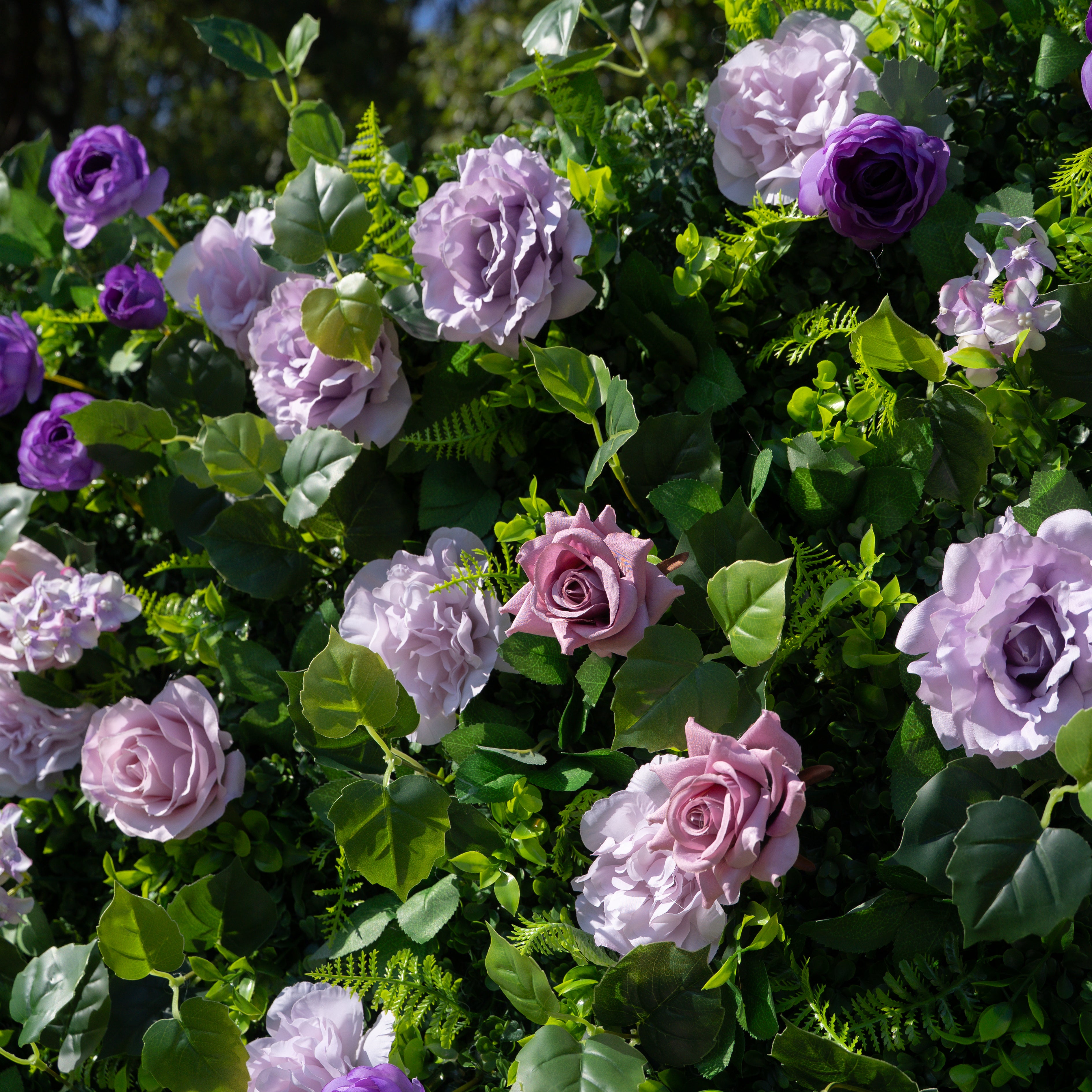 Linden 2D Artificial Flower Wall – Easy Zip-Up Installation, Perfect for Christmas & New Year Events!