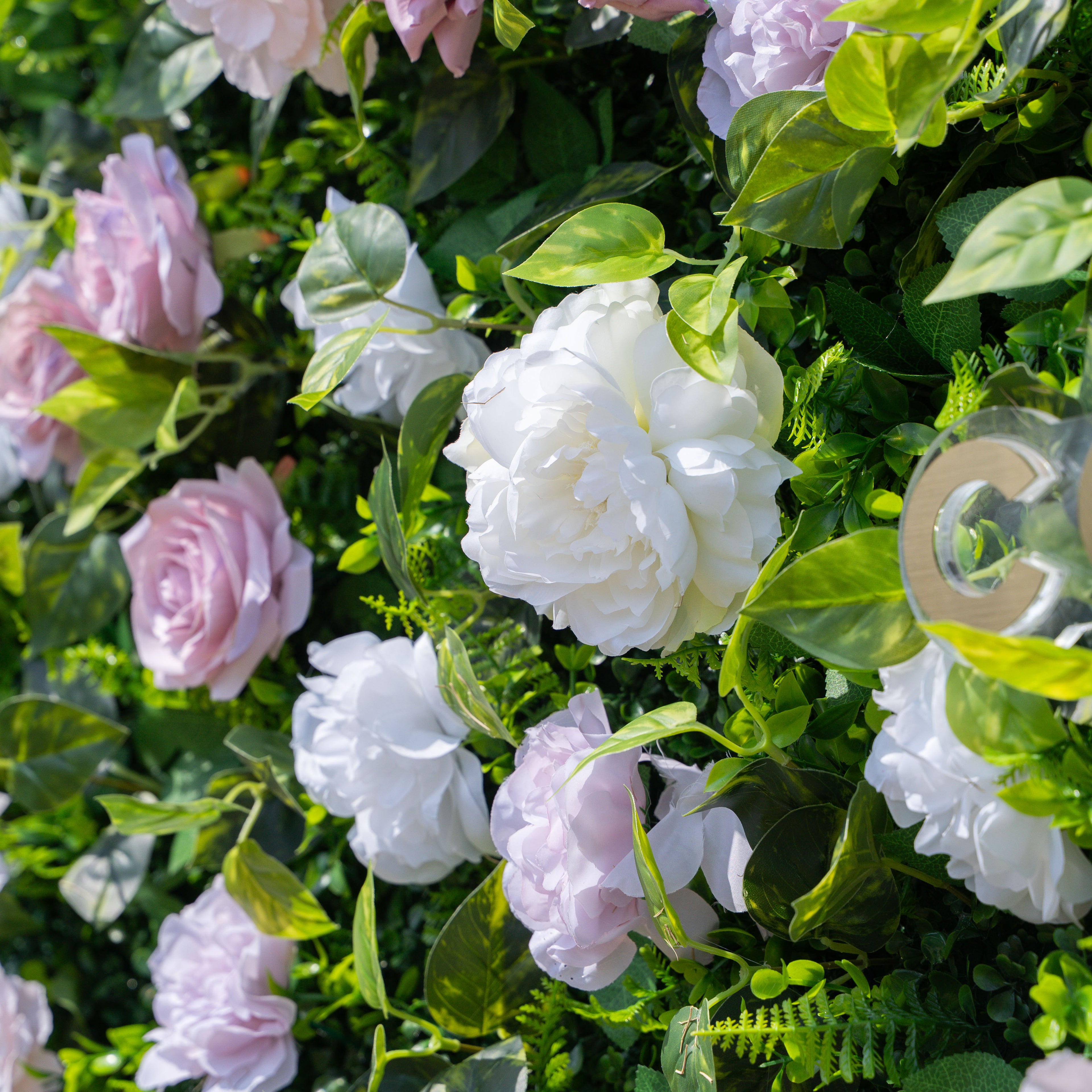 Memphis 2D Artificial Zip Up Curtain Flower Wall For Wedding & Home & Events Decoration