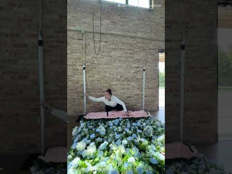Niguel 3D Fabric Artificial Zip Up Curtain Flower Wall For Wedding and Events Decoration