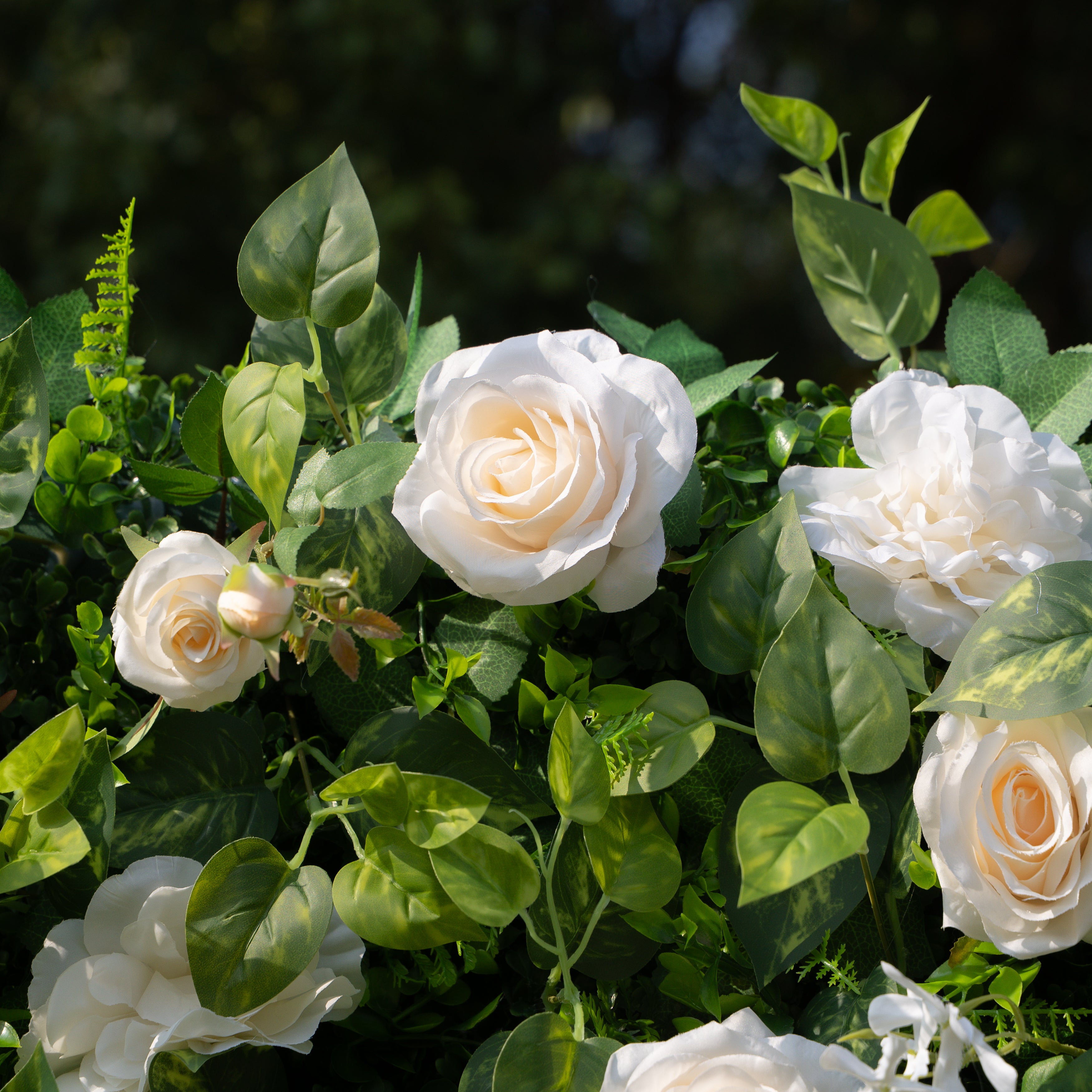 Sundale 2D Artificial Flower Wall – Zip-Up Curtain, Ideal for Weddings, Parties & Seasonal Events!