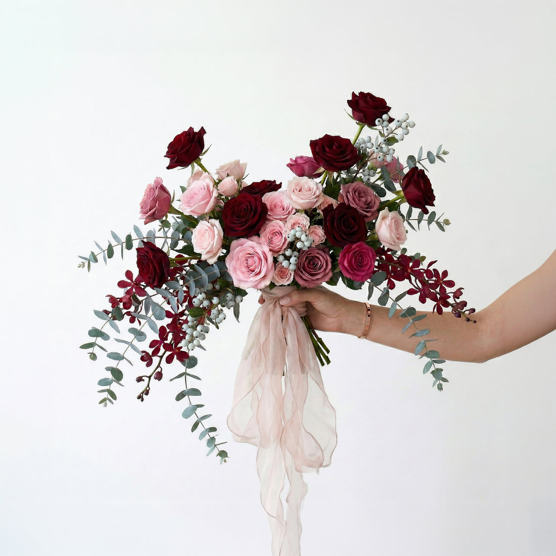 Deep Red &amp; Pink Artificial Rose Bride Bouquet Romantic Wedding Ceremony Party Props