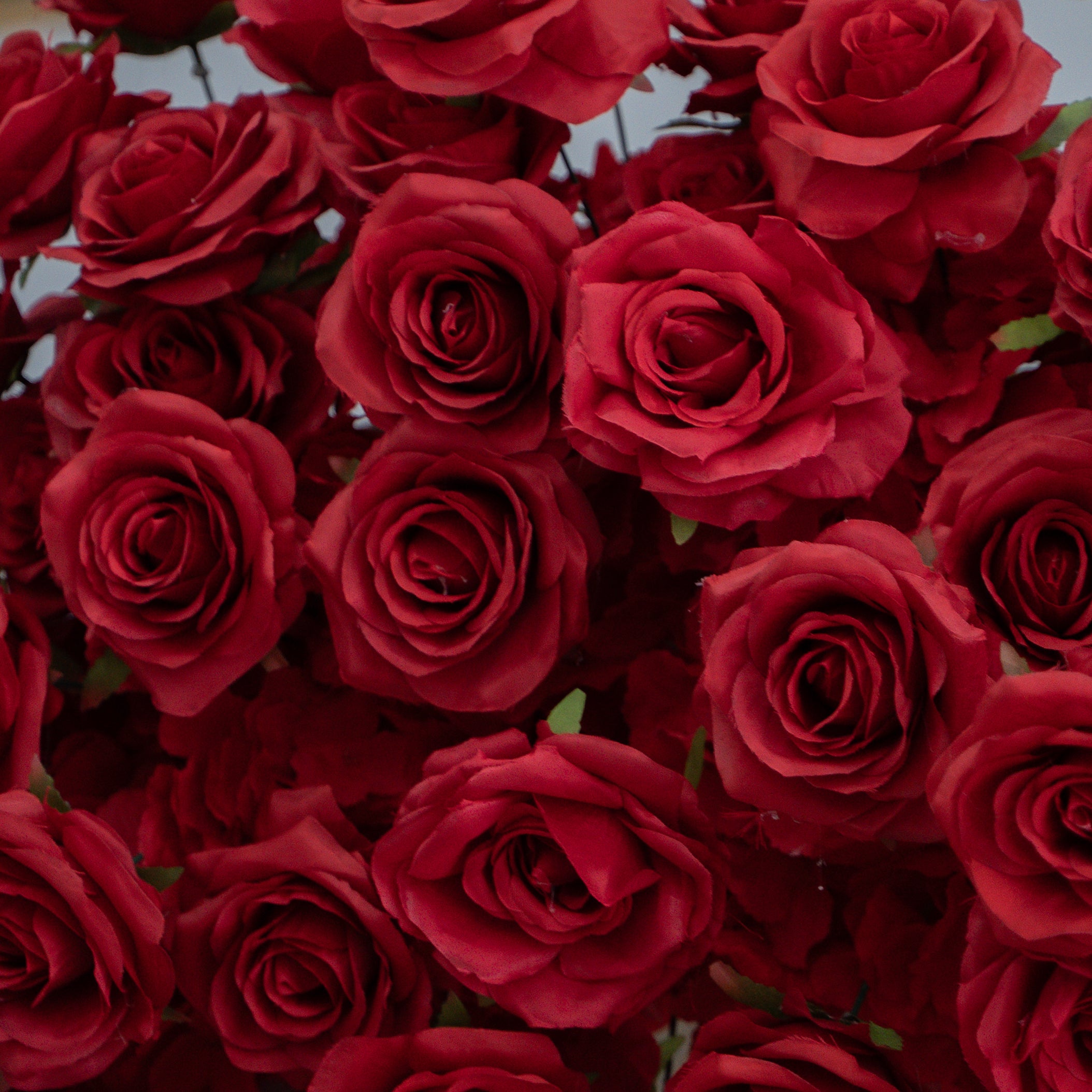 Adore Heart-Shaped Red Silk Rose Flower Arch Floral Arrangement for Romantic Weddings