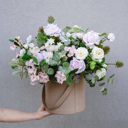 Carmelina - Lifelike Mixed Roses for Indoor/Outdoor