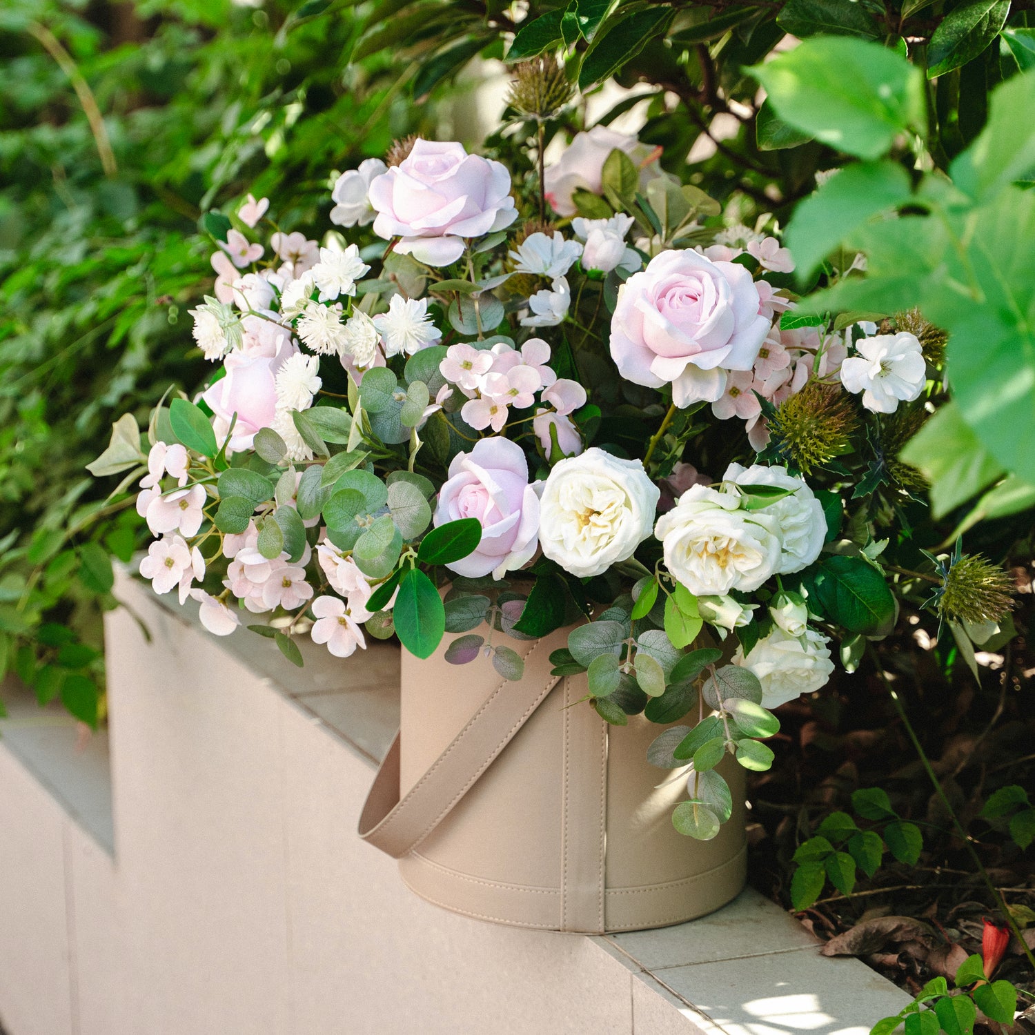 Carmelina - Lifelike Mixed Roses for Indoor/Outdoor