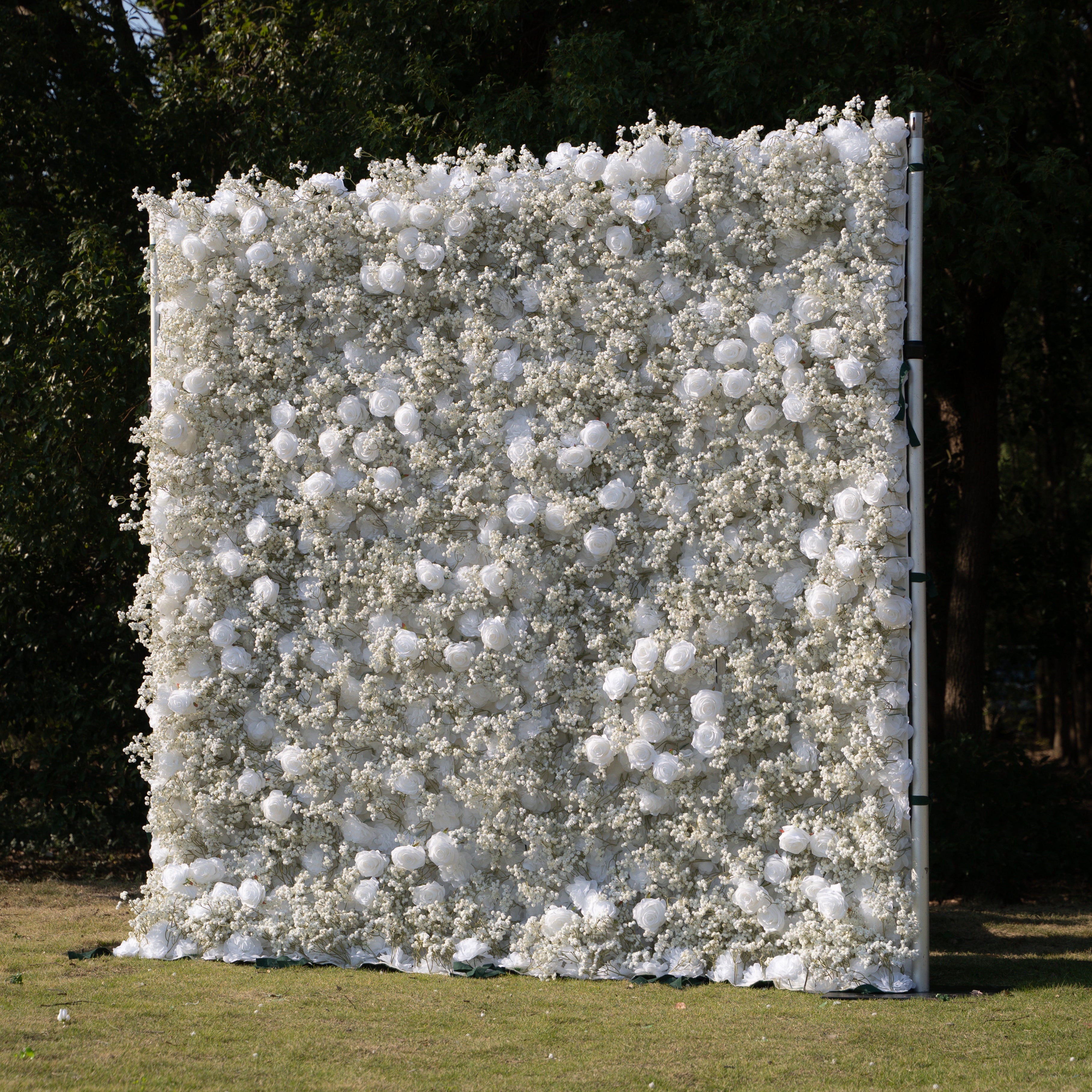 Shimmer 3D Floral Wall – White Roses &amp; Baby’s Breath, Perfect for Proposals &amp; Weddings