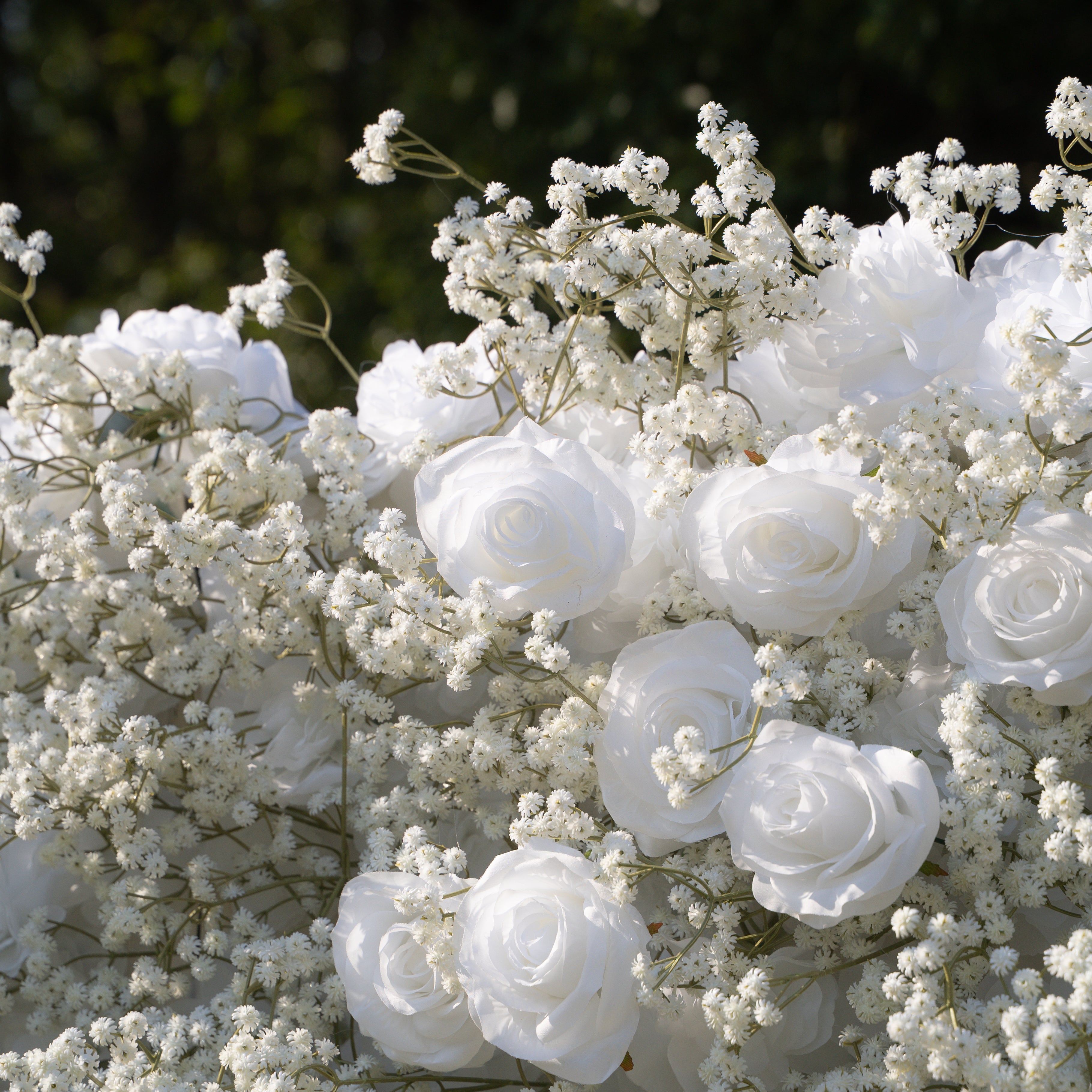 Shimmer 3D Floral Wall – White Roses &amp; Baby’s Breath, Perfect for Proposals &amp; Weddings