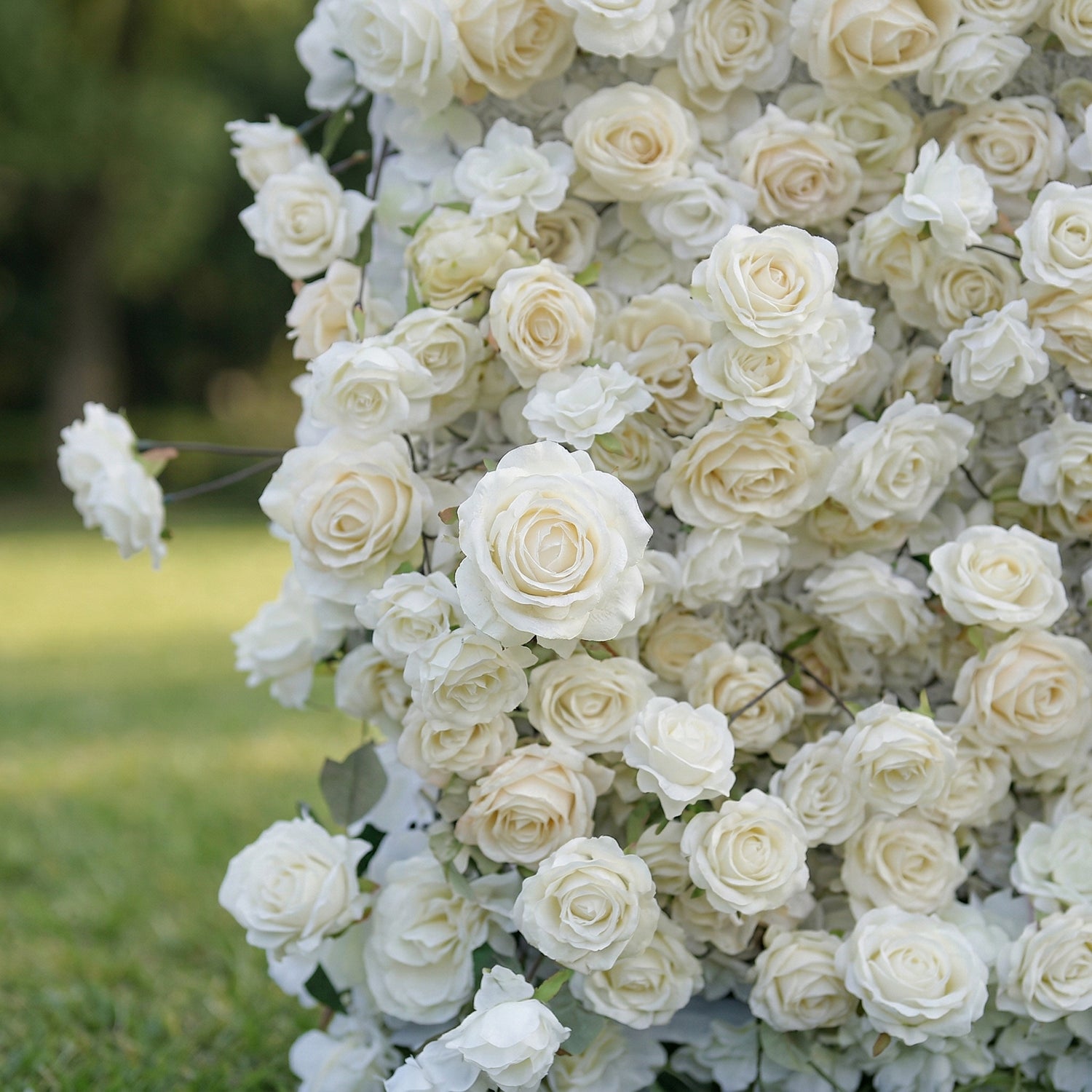 Emilinelle 4D White Rose Flower Wall Panel – Easy Install Faux Floral Backdrop for Birthday, Graduation &amp; Event Decor