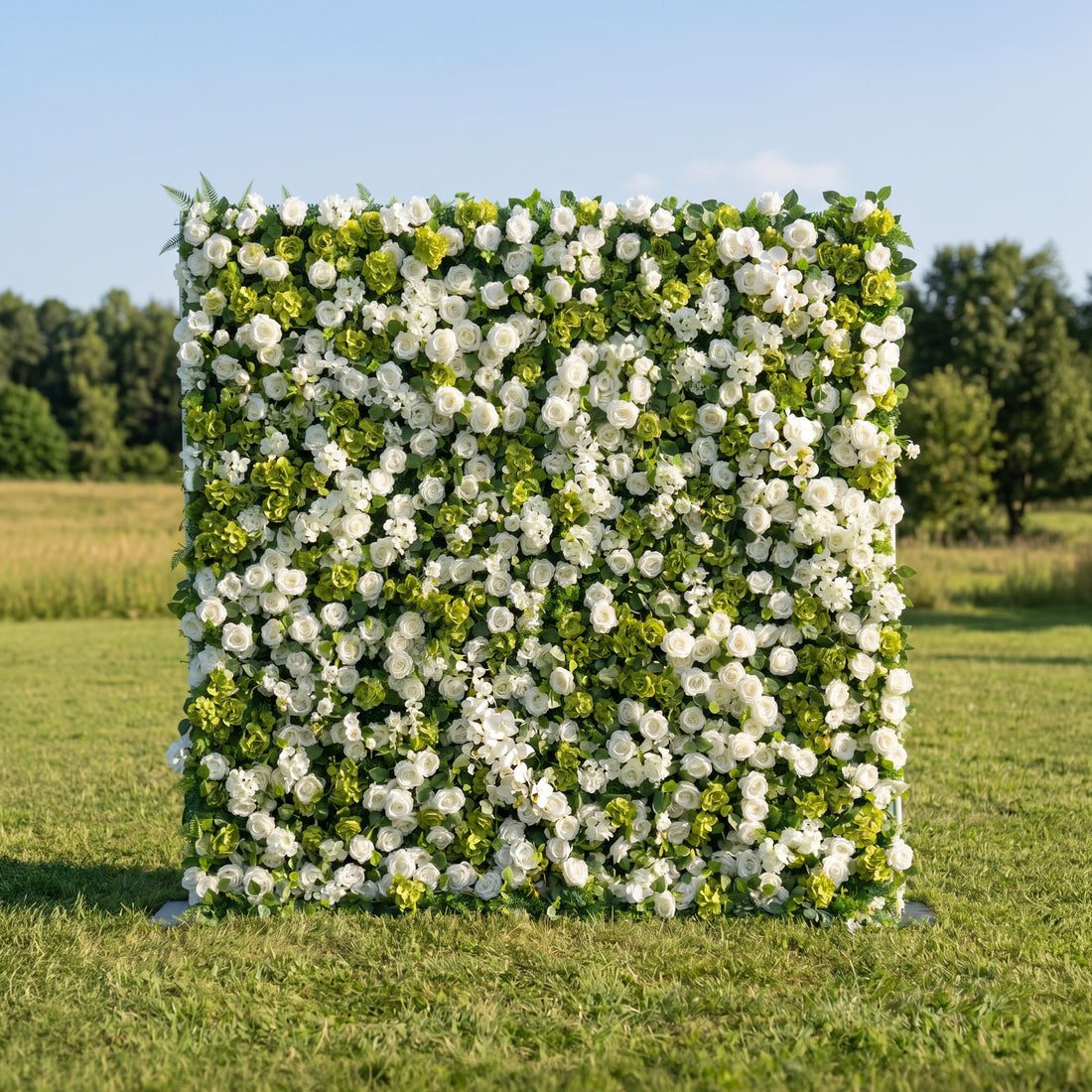 Evora 3D White Rose &amp; Greenery Flower Wall Fabric Artificial Zip Up Curtain Flower Wall For Wedding and Events Decoration