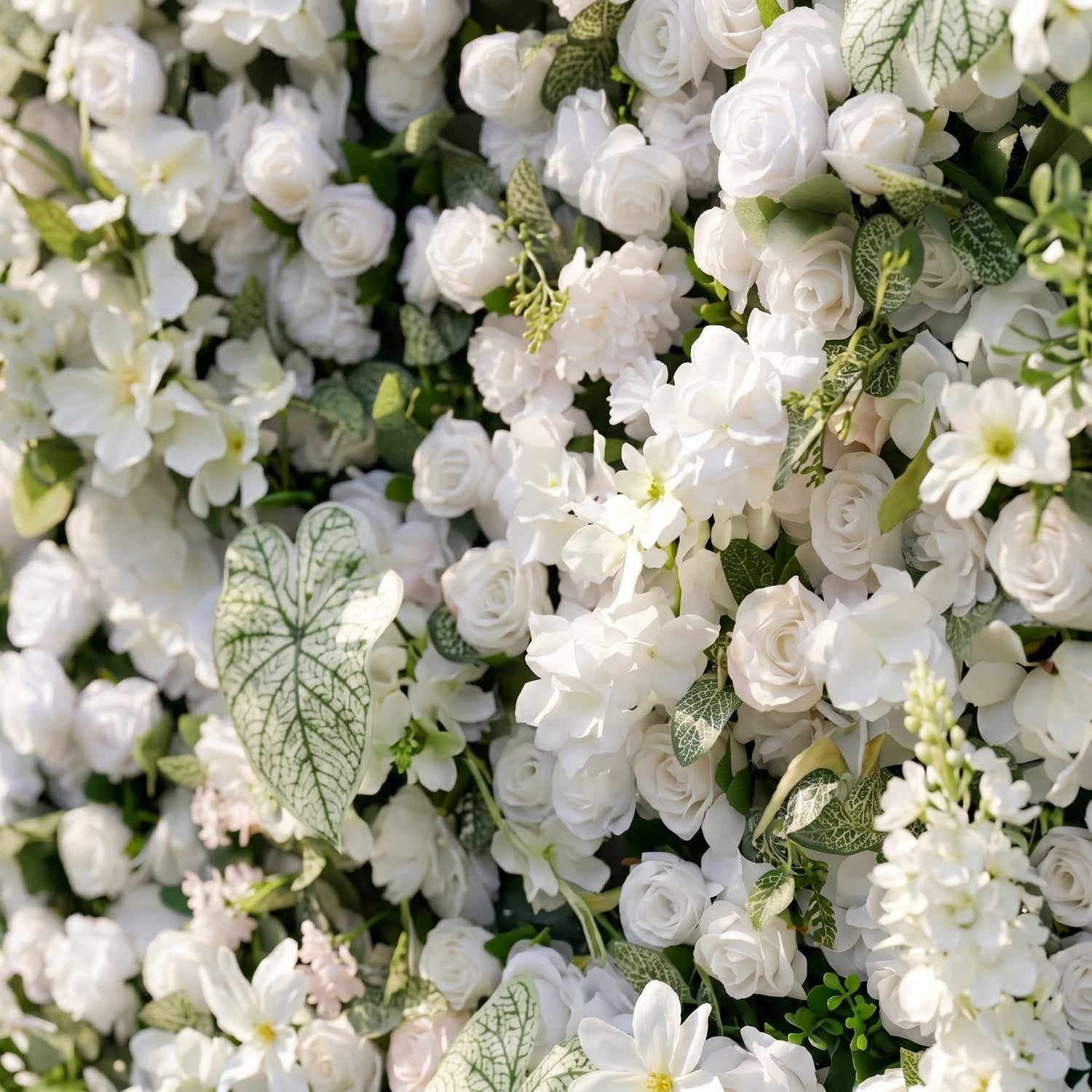 Reina 3D White Rose &amp; Greenery Flower Wall Fabric Artificial Zip Up Curtain Flower Wall For Wedding and Events Decoration
